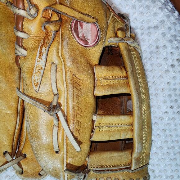 MIZUNO MM5075 LEATHER BASEBALL MITT - Picture 5 of 6